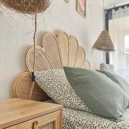 Apartment Avec Espace Exterieur Privatif - *